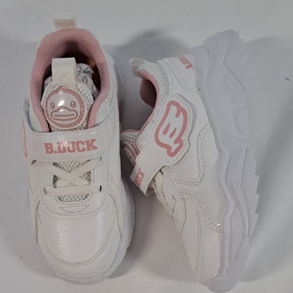 Kids Sneakers in White and Pink